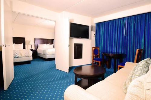 North Tower Vista Suite at Harrah s Laughlin Casino Hotel